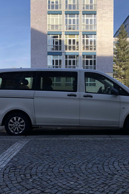 Privater Flughafentransfer in Prag: Bequeme Ankunft im Stadtzentrum