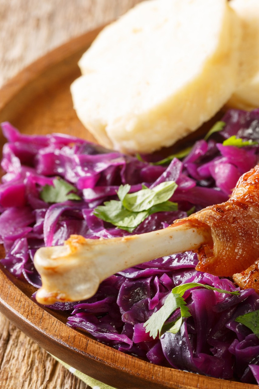 Entdecken Sie die Aromen Tschechiens mit einer privaten Food Tasting Tour durch die Prager Altstadt!