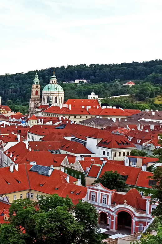 Erleben Sie die Prager Burg und die Kleinseite – Eine unvergessliche Tour auf Spanisch