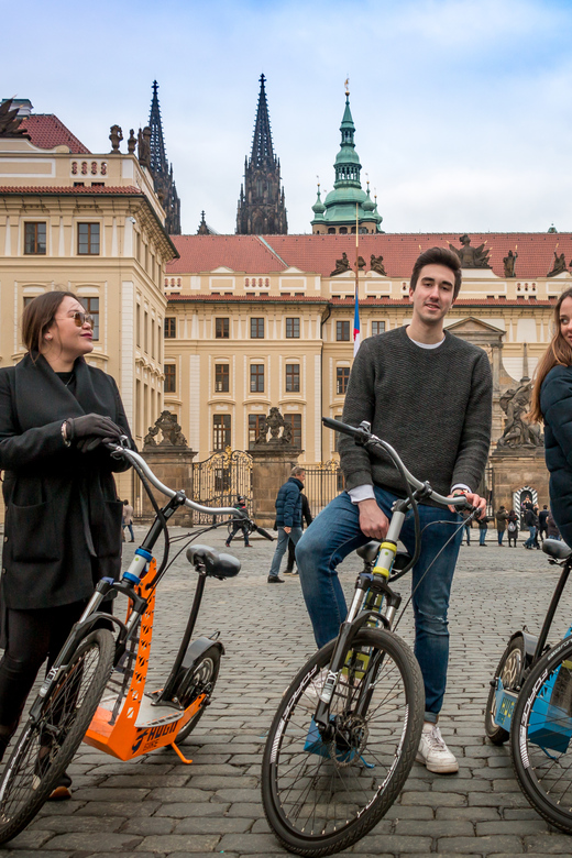 Entdecken Sie Prag mit dem Elektroroller oder Cruiser eBike – ein unvergessliches Erlebnis!