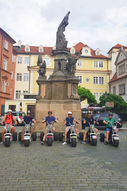 Erlebe Prag auf einer Unglaublichen Tricycle Tour