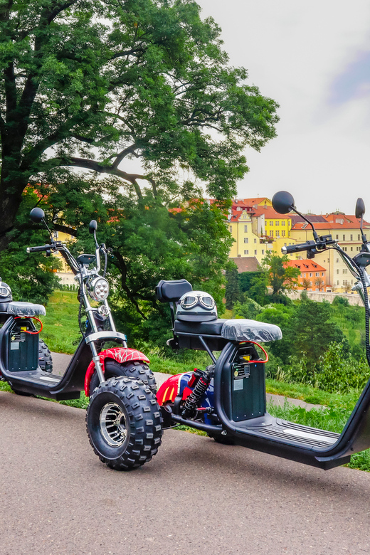 Erlebe den elektrischen Trike Sonnenuntergangstour in Prag