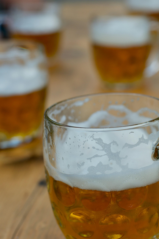 Erleben Sie die Prager Biertour: Brauereibesichtigung und Verkostung