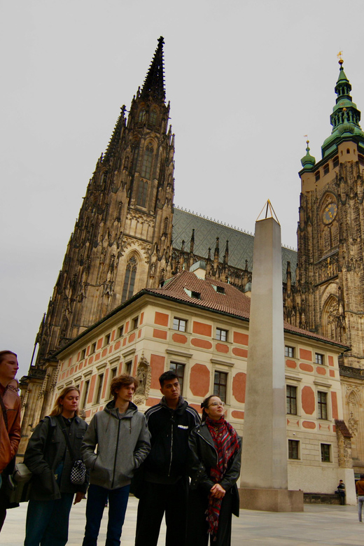 Entdecke die Prager Burg: Private Innentour
