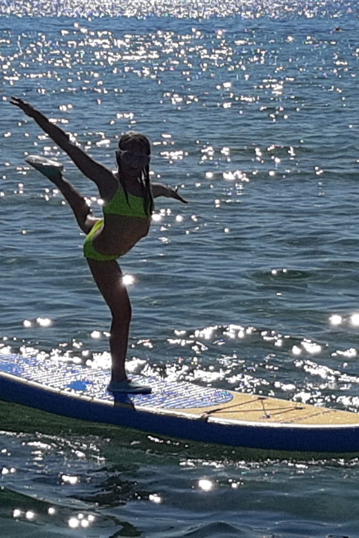 Erlebe Prag auf dem SUP: Paddleboard Tour auf der Moldau