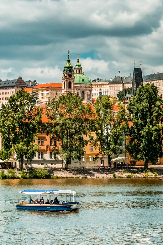 Entdecken Sie Prag mit einer 45-minütigen Sightseeing-Kreuzfahrt zum Teufelskanal