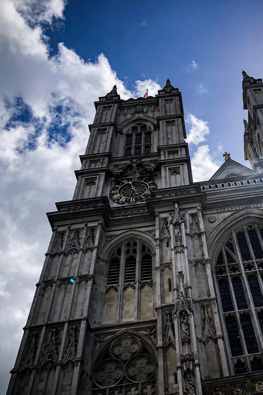 Entdecken Sie den britischen Königshimmel: Unvergessliche Tour durch London
