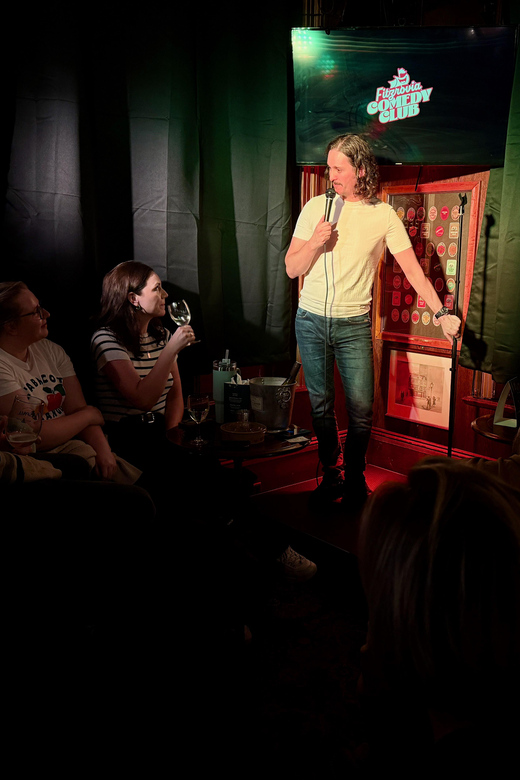 Lachen in London: Garantierte Tickets für den Fitzrovia Comedy Club
