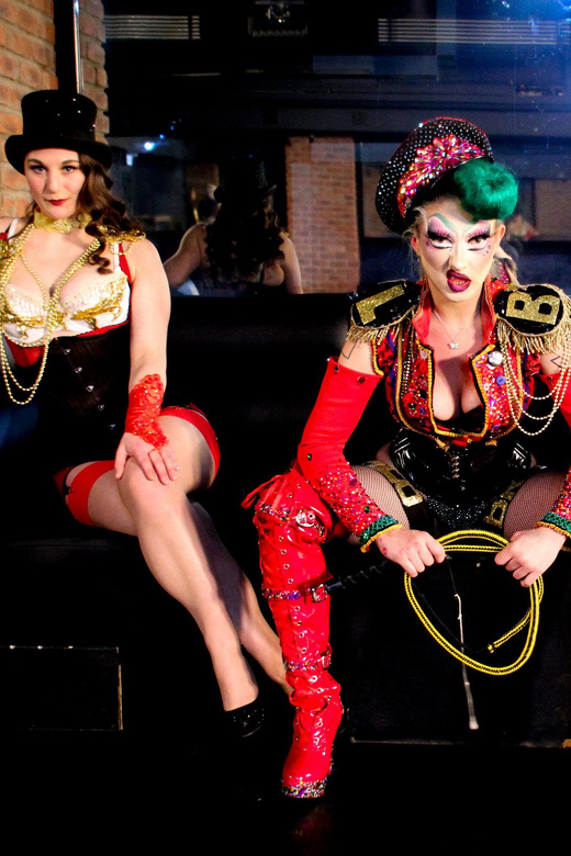 Unvergessliches Burlesque Cabaret im West End Londons: Jetzt Tickets sichern!