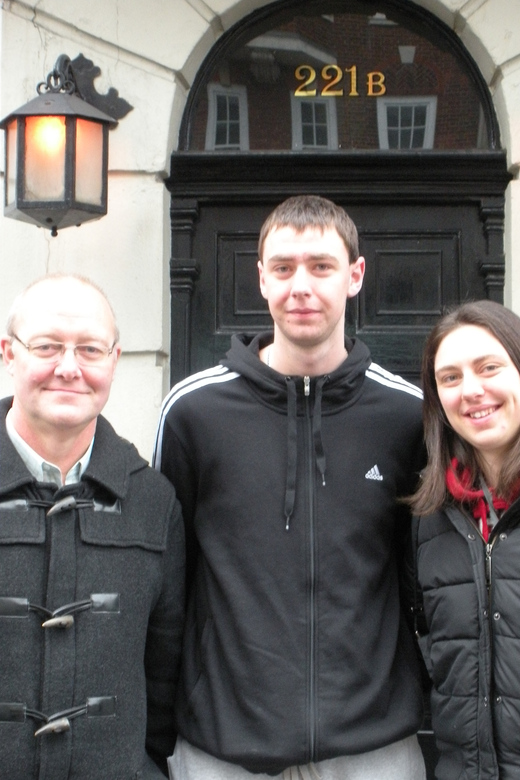 Entdecken Sie das Beste Londons: Tour zu Bard, Beatles, Bond & mehr!