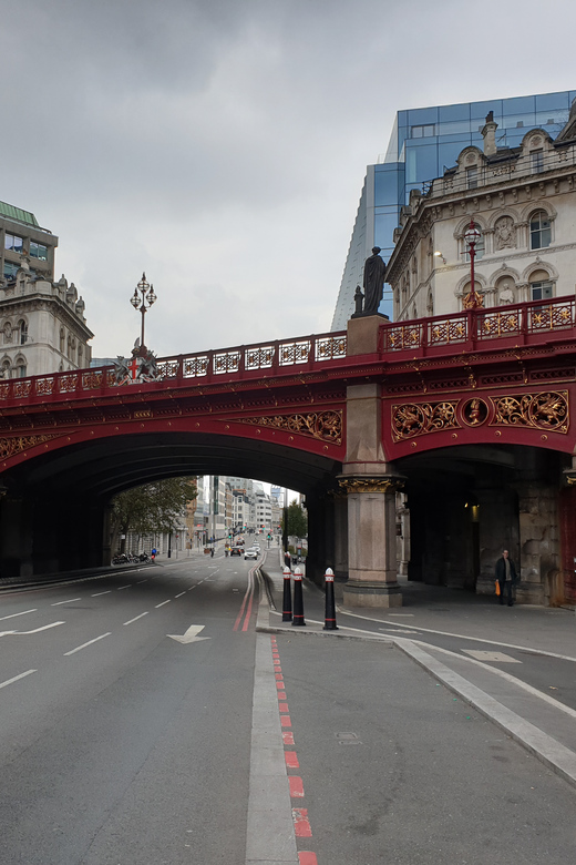 Entdecken Sie Londons düstere Geheimnisse: Gruselige Tour durch die Geschichte