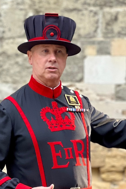 Erleben Sie die Tower of London: Exklusive Eröffnungszeremonie und Bootstour