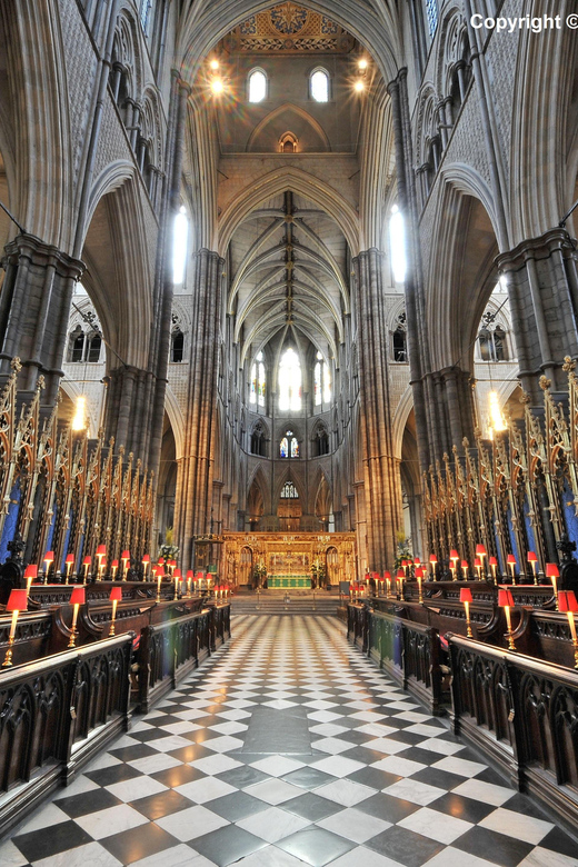 Erleben Sie London: Hop-on Hop-off Bus Tour und Westminster Abbey entdecken