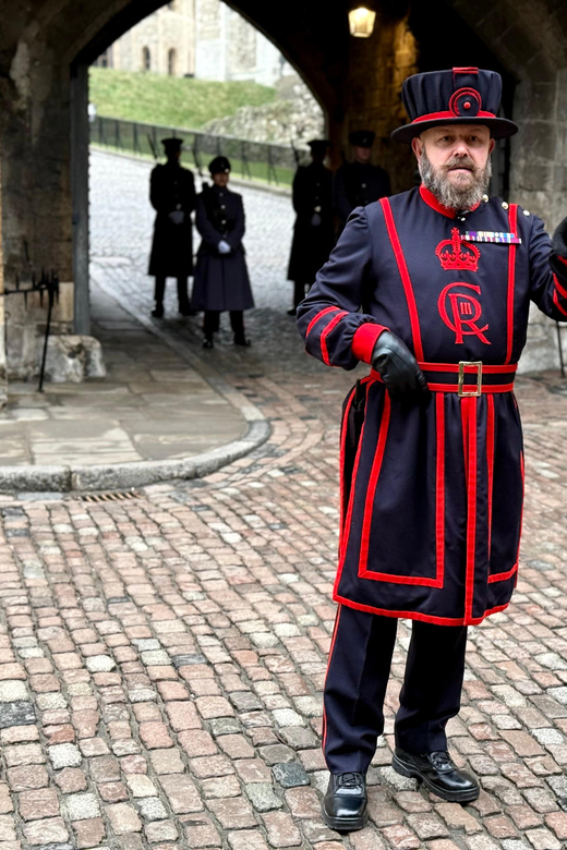 Entdecken Sie die Tower of London: VIP Beefeater Erlebnis & mehr!