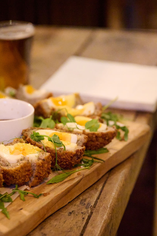 Unvergessliche Pub-Tour in London: Entdecken Sie historische Biere und britische Küche