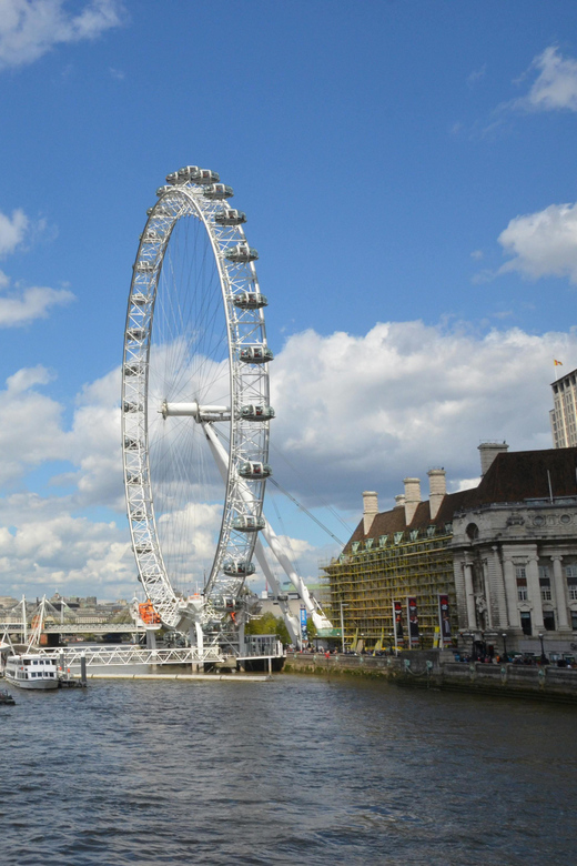 Entdecken Sie Londons Highlights: Geführte Tour durch Westminster & Themse-Kreuzfahrt