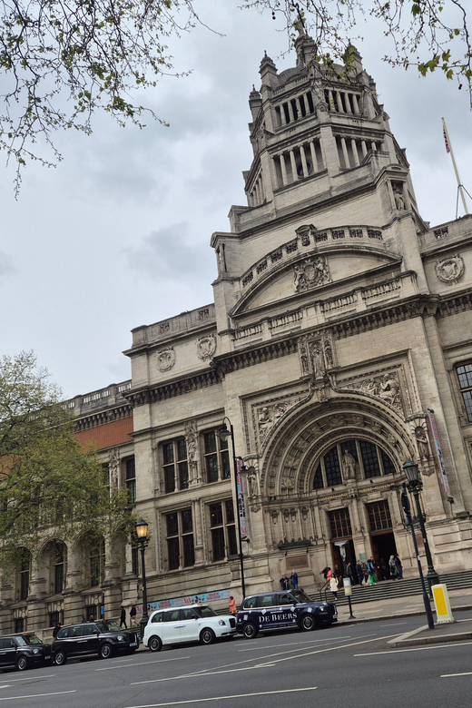 Kulturelle Entdeckungsreise: Ganztägige Museums-Tour in London buchen!