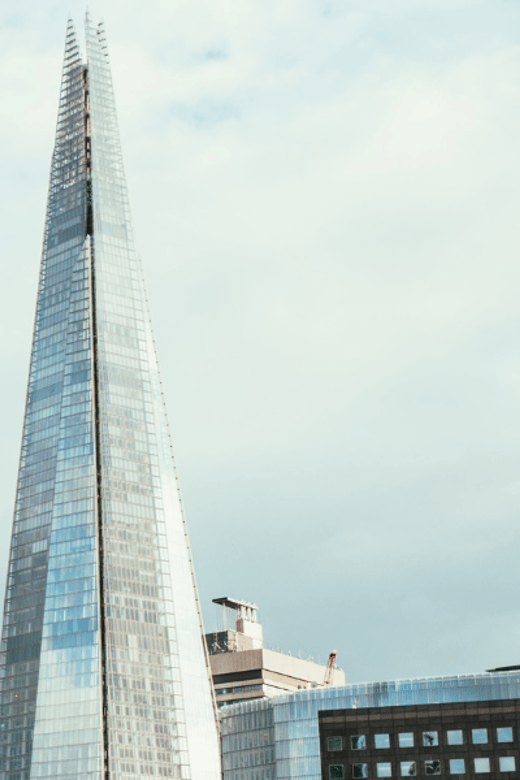 Entdecken Sie London: Selbstgeführte Geschichtstour über App – Jetzt buchen!