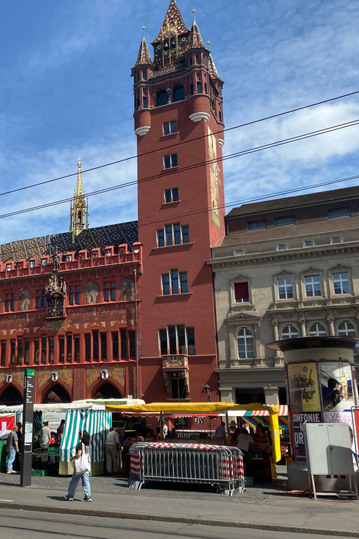 Entdecken Sie Basel: Selbstgeführte Lesetour zu historischen Highlights