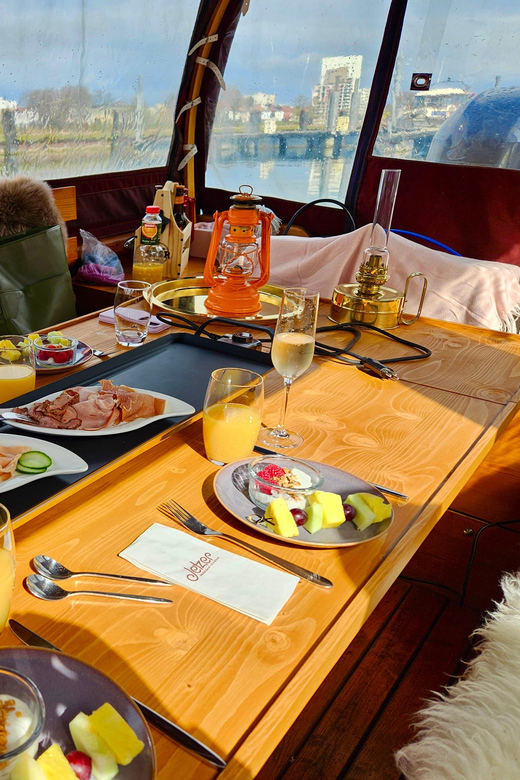 Unvergessliche Brunch-Kreuzfahrt auf dem Rhein in Basel genießen!