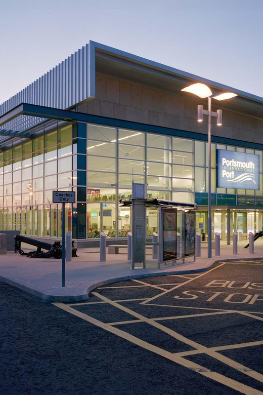 Optimierter Bequemer privater Transfer vom Portsmouth Cruise Port zum Flughafen Heathrow