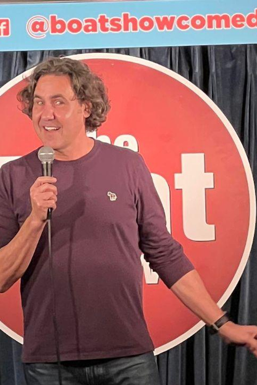 Londons Lustigste Nacht: Comedy auf dem Wasser im Boot Show Club