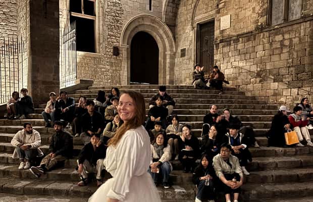 Barcelona: Die Chronik Rundgang bei Nacht – Erlebnis entdecken