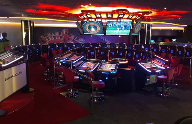 Casino Barcelona: Eintritt mit Cocktail und Erlebnis genießen