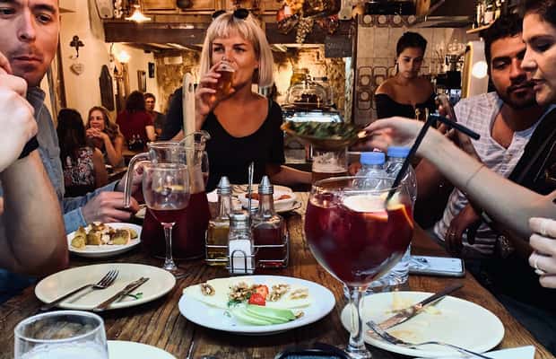 Sightseeing Barcelona mit dem Fahrrad: Tipps und Tapas