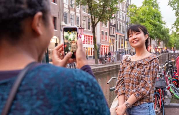 Amsterdam: Rotlicht Tour Exklusiv – Erlebnis im Viertel