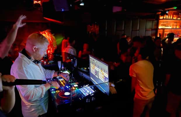 Amsterdam: Kneipentour zu Silvester mit Tipps für Feiern