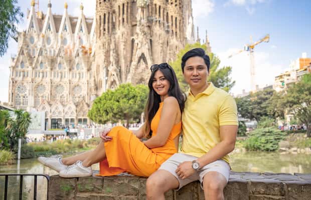 Barcelona: Professionelles Fotoshooting Erlebnis vor der Sagrada Familia