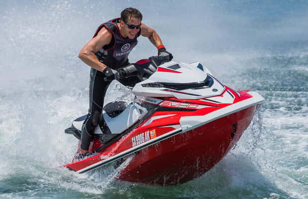 Barcelona: Jetski mieten – Abenteuer auf dem Wasser