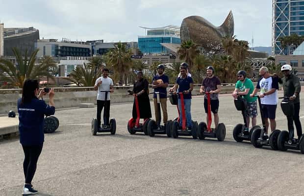 Barcelona: Erlebe die Segway-Tour durch Park Ciutadella