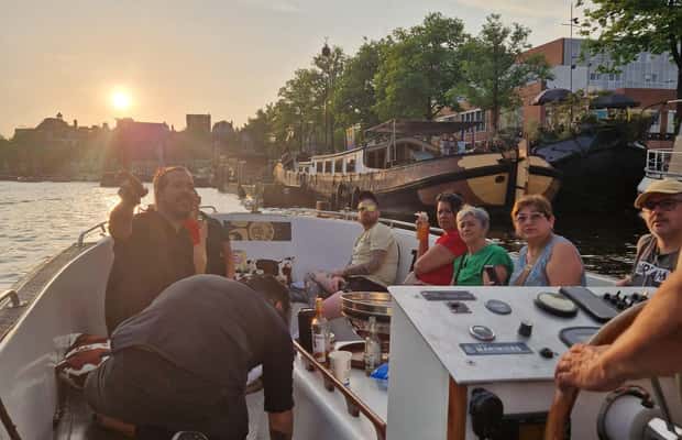 Amsterdam: 420-Rauch-Sonnenuntergangsfahrt Erlebnis