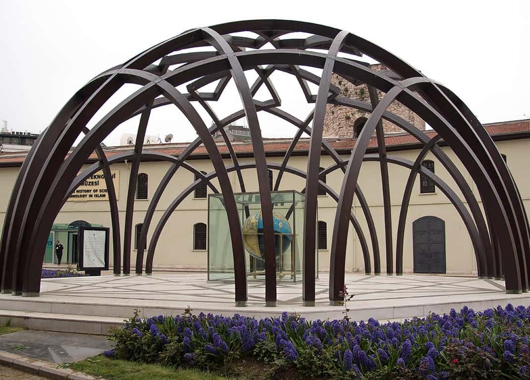 Istanbul: Museum für die Geschichte der islamischen Wissenschaft und Technologie