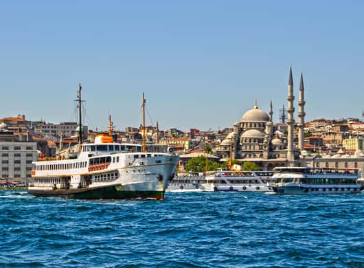 Istanbul: Stadtführung & Bosporus-Kreuzfahrt privat