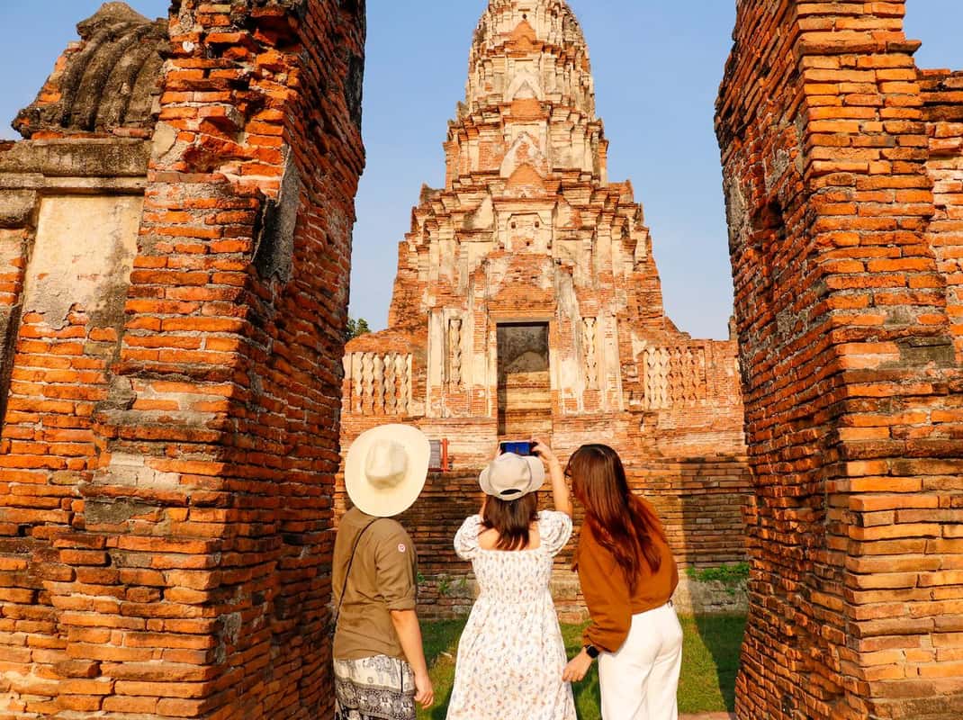 Ayutthaya Ein Tag: Berühmte Tempel & Bang Pa-In Palast Tour