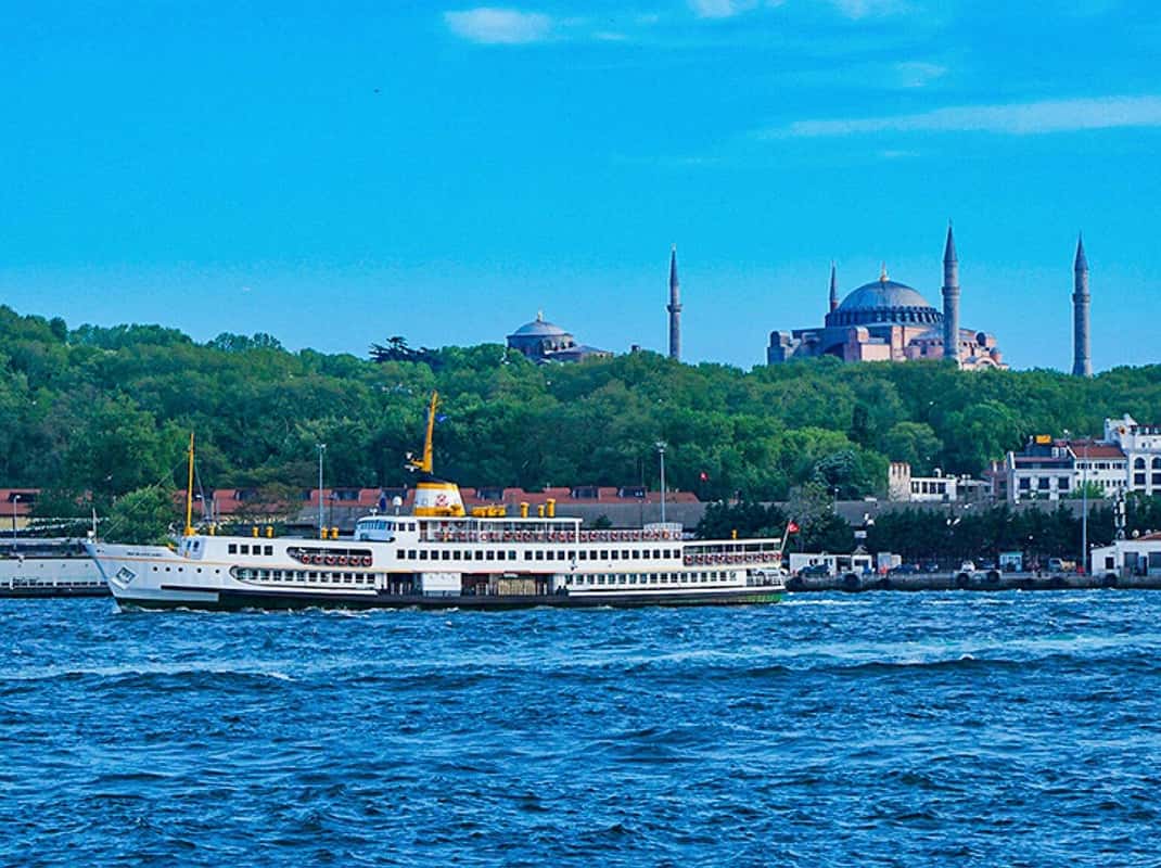 Istanbul: Bosporus-Kreuzfahrt und Bustour mit Basarbesuch