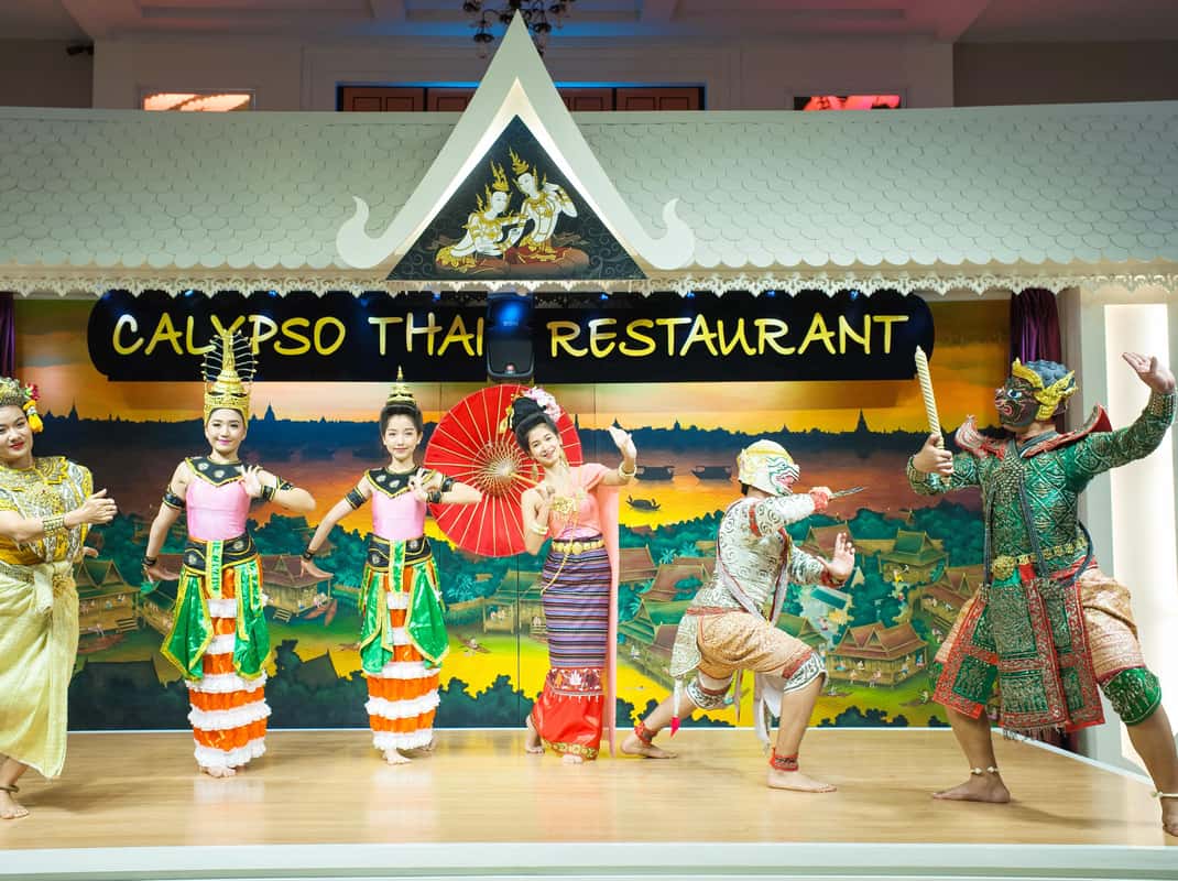 Bangkok Thai-Tanzshow mit Abendessen mit Hoteltransfer
