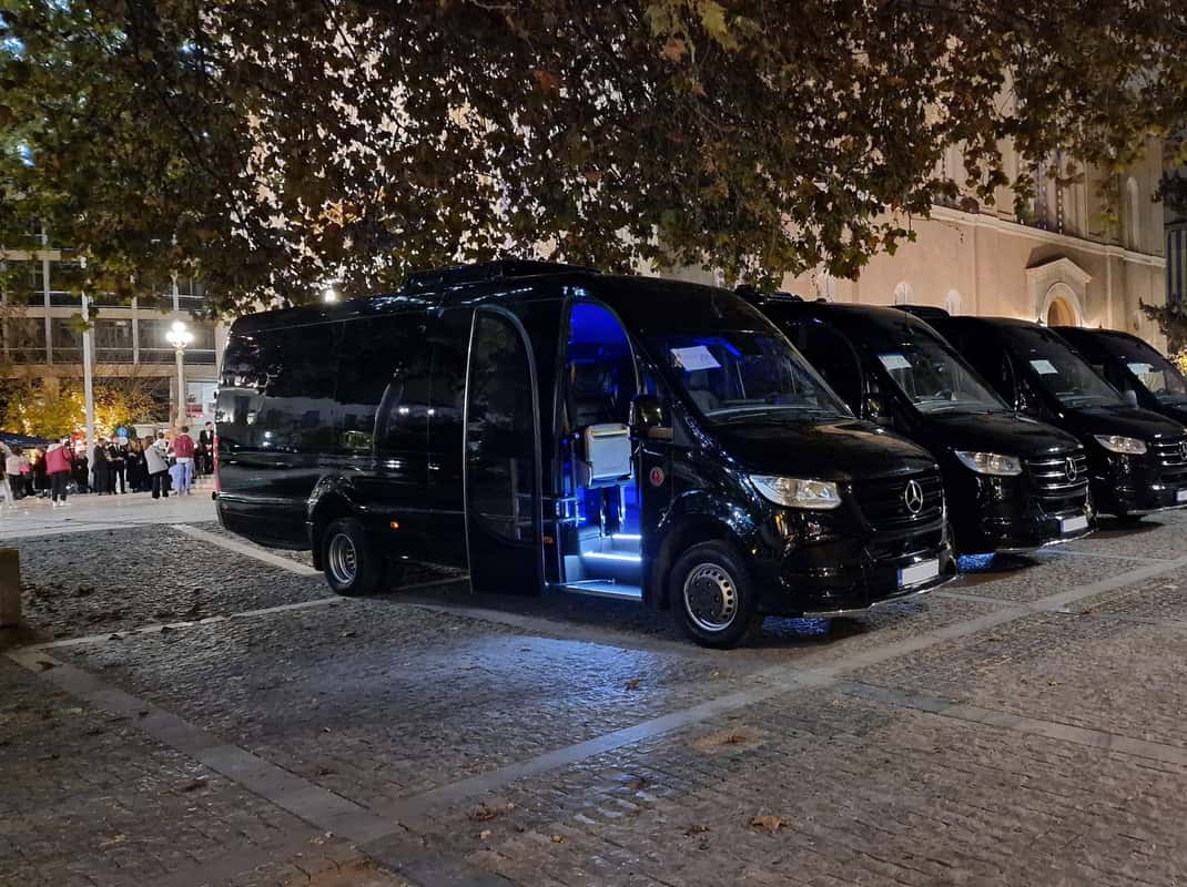 Flughafentransfer Athen nach Athen Stadt Easy Van und Minibus Transfer