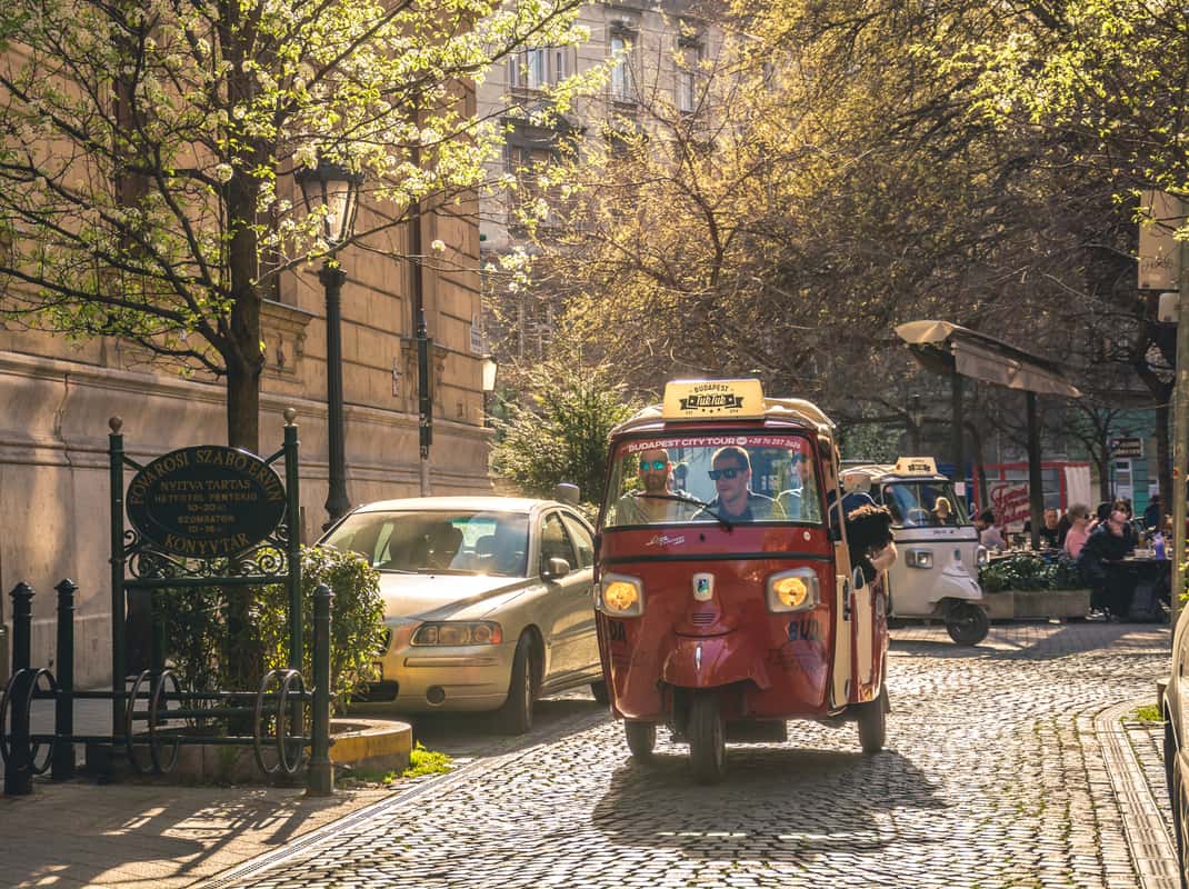 Budapest: 2-stündige private TukTuk Tour