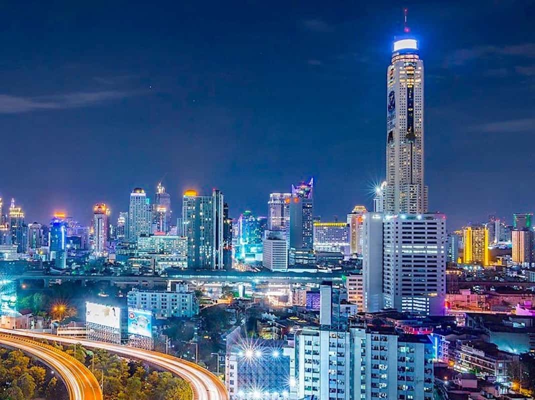 Baiyoke 82nd Floor: Crystal Grill Buffet & Observation Deck