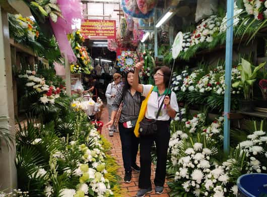Bangkok: Thonburi Spaziergang & Blumenmarkt entdecken
