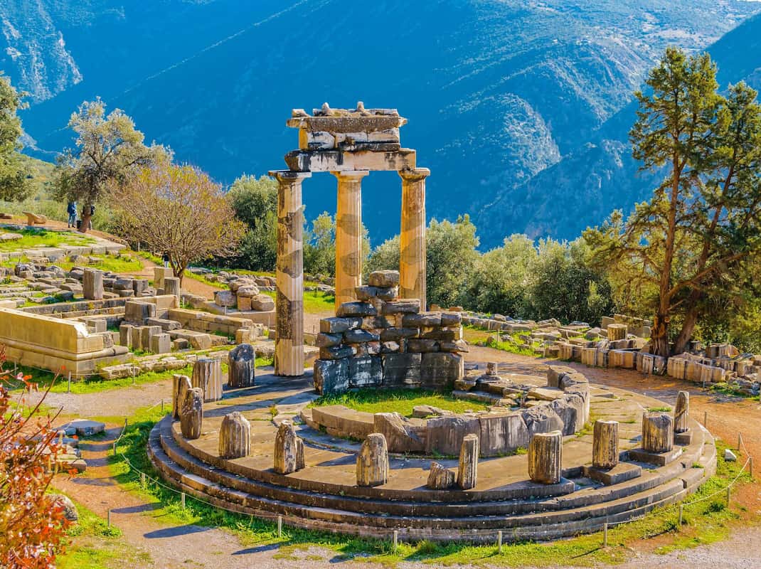 Athen: Private Tour durch Delphi, das Delphi Museum und Arachova
