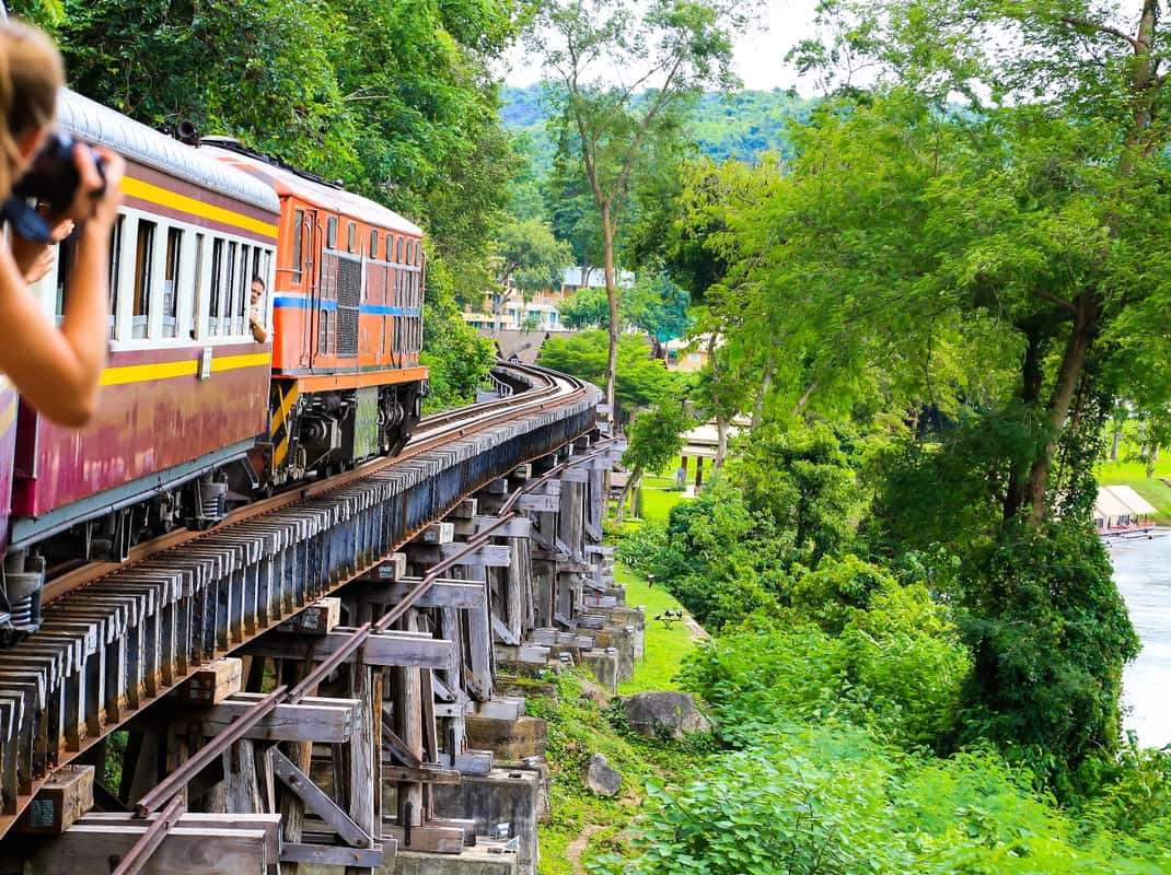 Von Bangkok aus: Death Railway & River Kwai Bridge Private Tour
