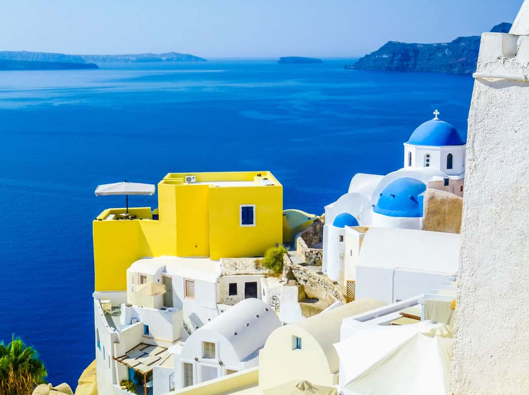 Von Athen: 2-tägige Tagestour nach Santorini mit Unterkunft