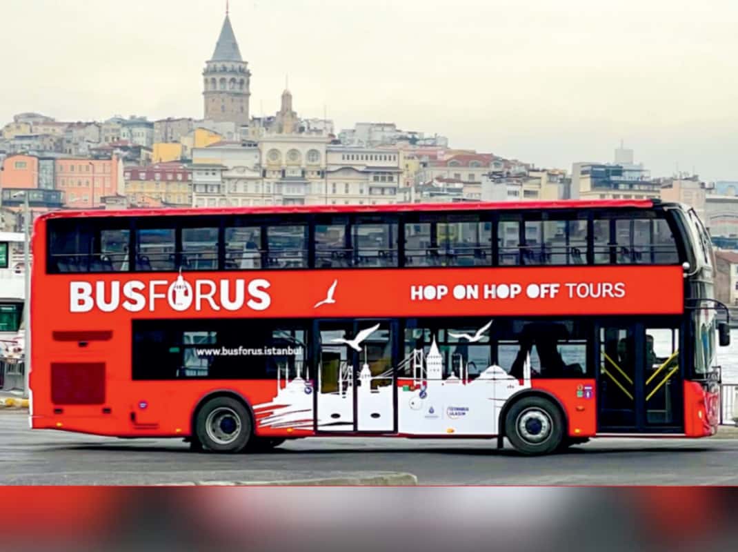 Istanbul: 48-Stunden-Ticket für Hop-On/Hop-Off-Busse mit Doppeldeckern