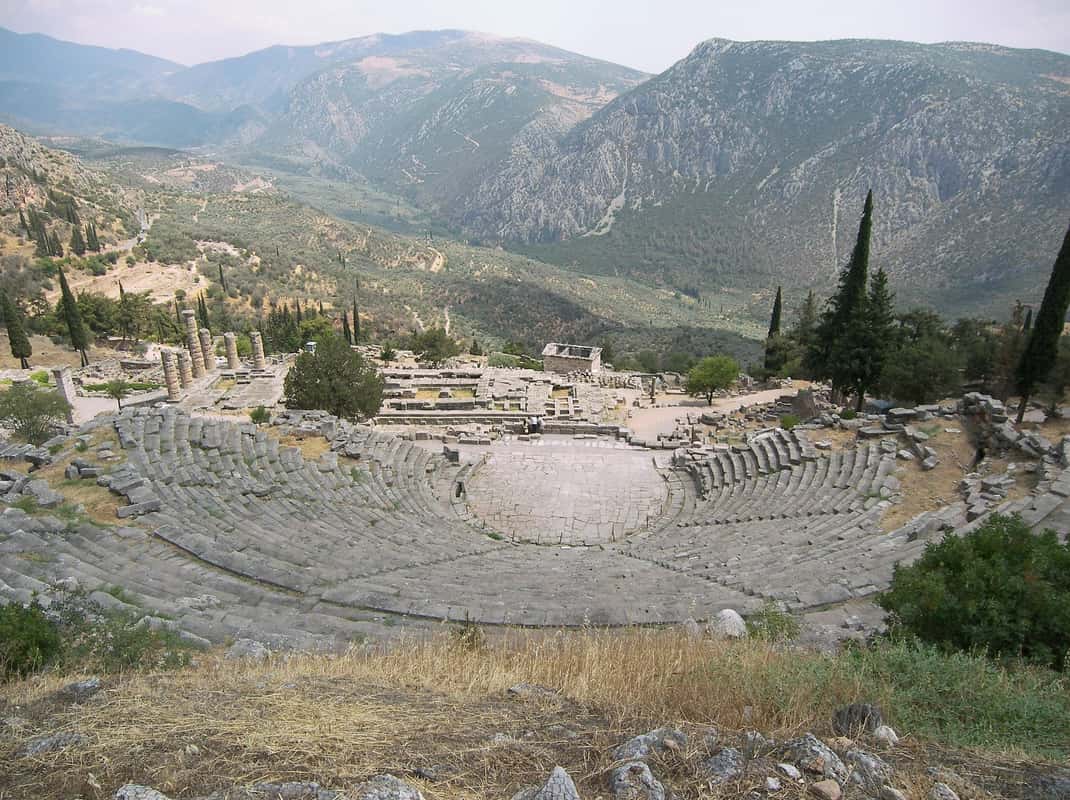 3-tägige klassische spanische Tour mit Guide in Peloponnes & Delphi
