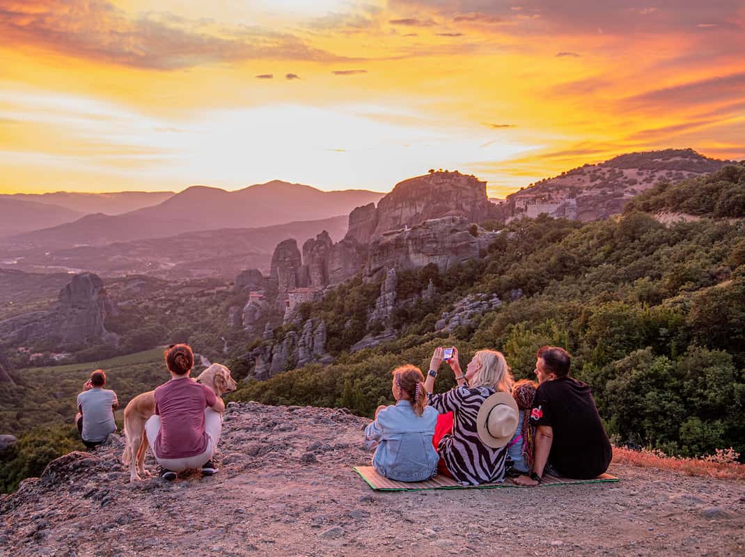 Ab Athen: 3 Tage in Meteora & Delphi mit Touren & Hotel